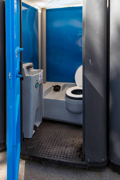 Best Portable restroom trailer rental  in Hamlet, IN